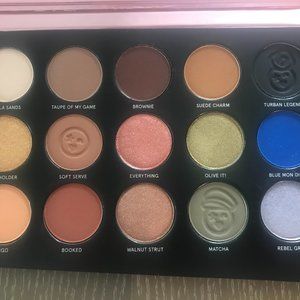 ONE/SIZE  - Visionary Eyeshadow Palette